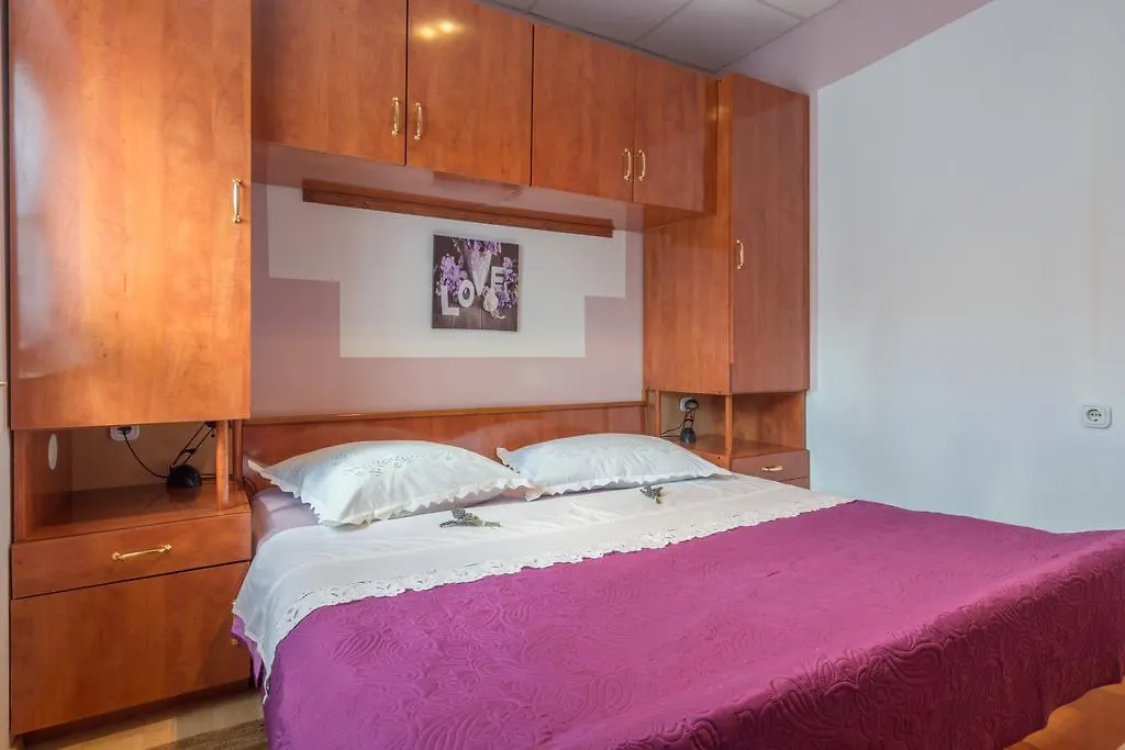 Apartment Danica Maslenica Chorvatsko